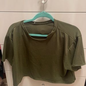 plain green cropped t shirt